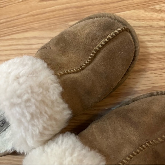 UGG Scuffette Womens Shearling House Shoes Slippers Chestnut Tan Size 7 Womens - Picture 5 of 7